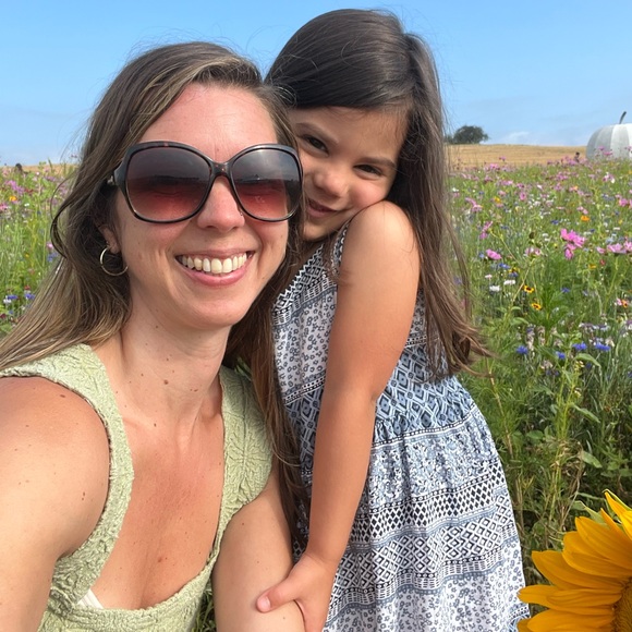 Meet your Posher, Dawn - Picture 7 of 16